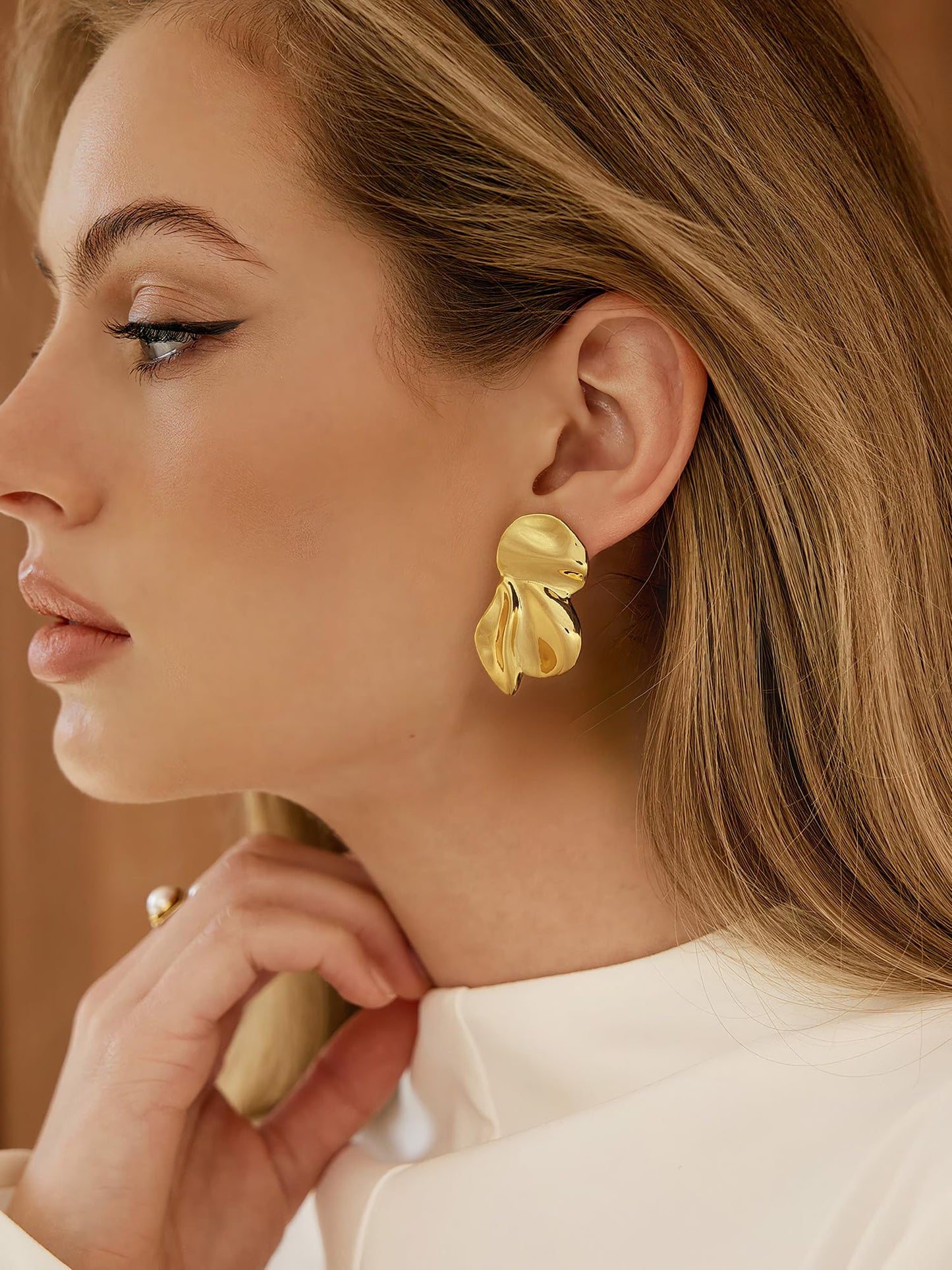 ENSKEFEN Gold Flower Earrings for Women Chunky Irregular Floral Statement Earrings Boho Summer Fashion Jewelry
