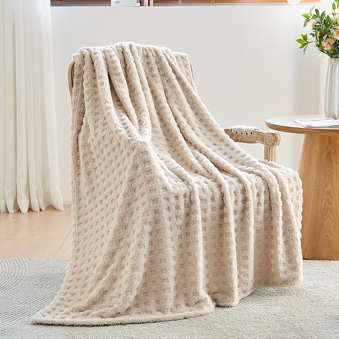 NEWCOSPLAY Super Soft Queen Blanket Linen Premium Silky Flannel Fleece 3D Waffle Checkered Lightweight Bed Blanket All Season Use (Linen, Queen(90"x90"))