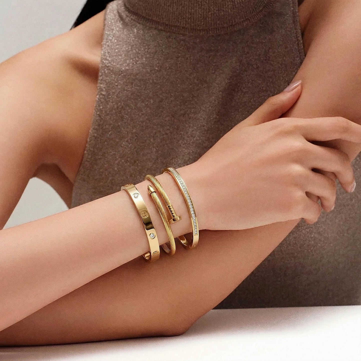 ISELBDR 18K Gold Bracelets for Women - Stackable Clover & Nail Love Bangle Set - Non-Tarnish Stainless Steel Jewelry for Valentine's, Mother's Day & Christmas (Gold-2)