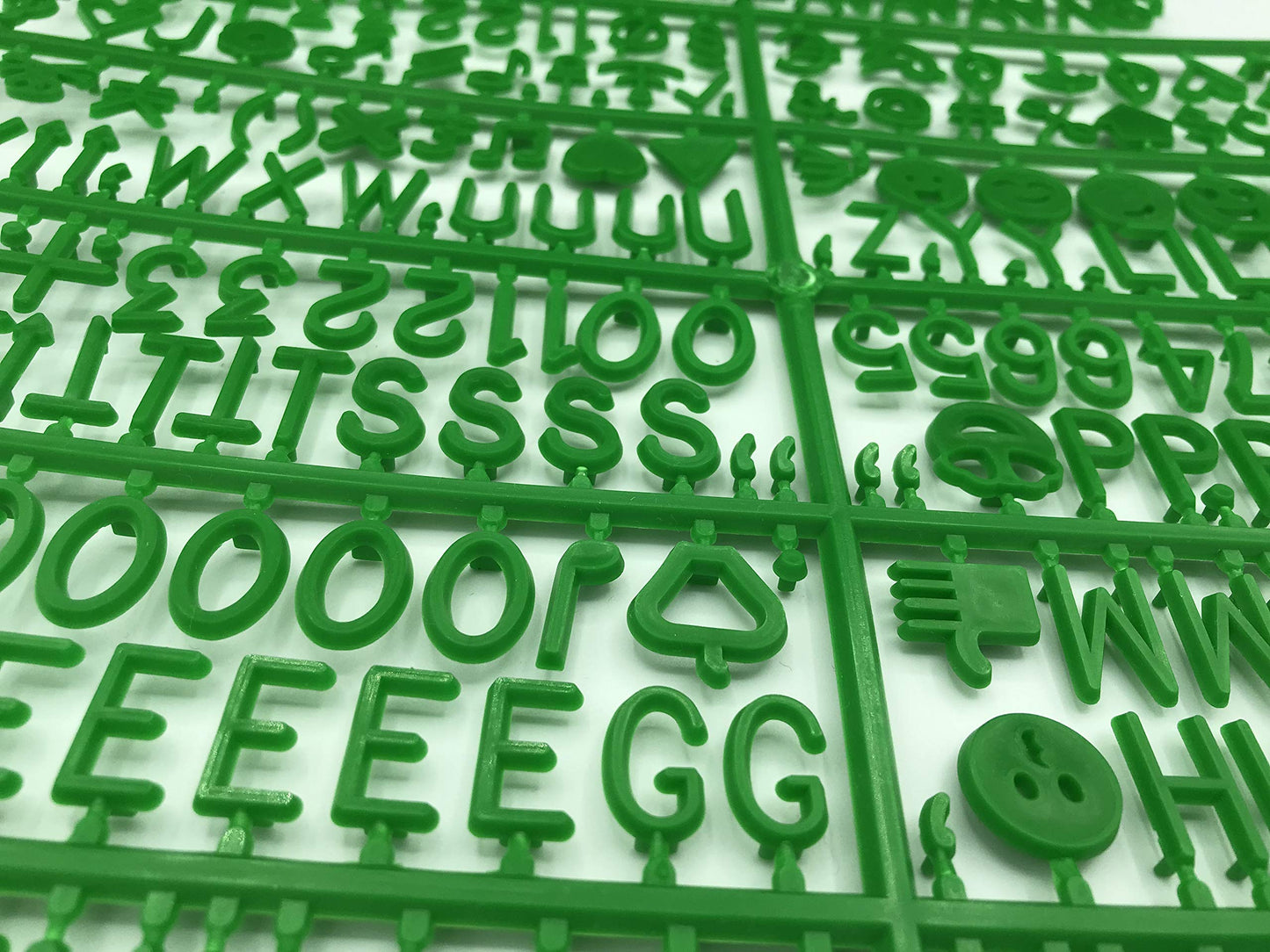 Green Letter Set for Changeable Felt Letter Boards, 3/4" 460 Characters (Includes Symbols / Emojis, Numbers, Punctuation) & Burlap Storage Bag