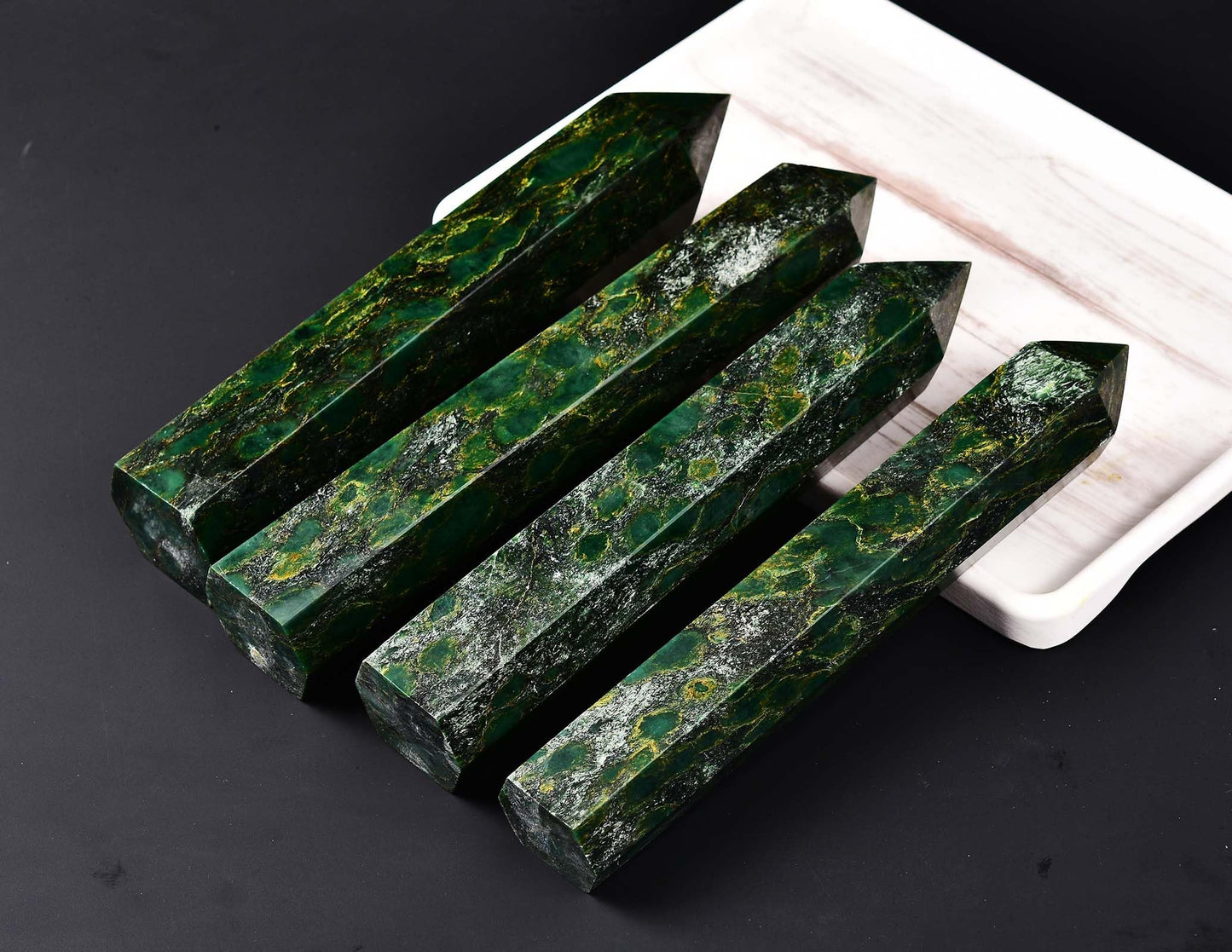 AMOYSTONE Extra Large Crystal Obelisk Emerald Green Quartz Tower Healing Crystal Wand Point 6 Faceted Reiki Meditation Stone 2.2-2.6 LBS