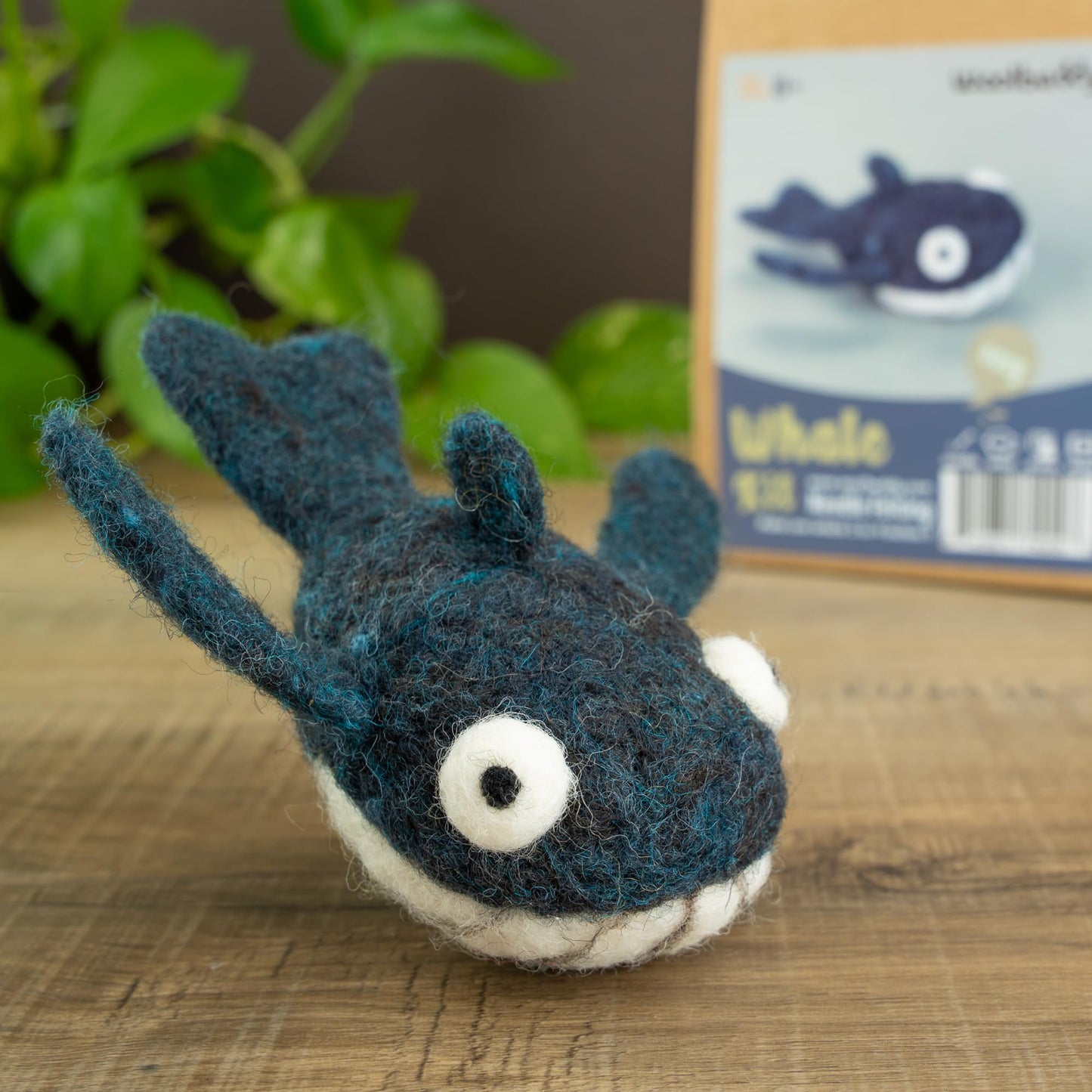 Woolbuddy Needle Felting Kit for Beginners & Adults – DIY Whale Animal Craft Kit – Complete Starter Set with Wool, Needles & Step-by-Step Instructions