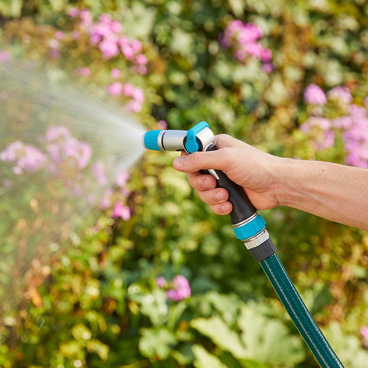 Gilmour Medium Duty Thumb Control Garden Hose Nozzle with Adjustable Spray Pattern, Water Hose Nozzle for Watering Garden or Lawn, Black/Aqua