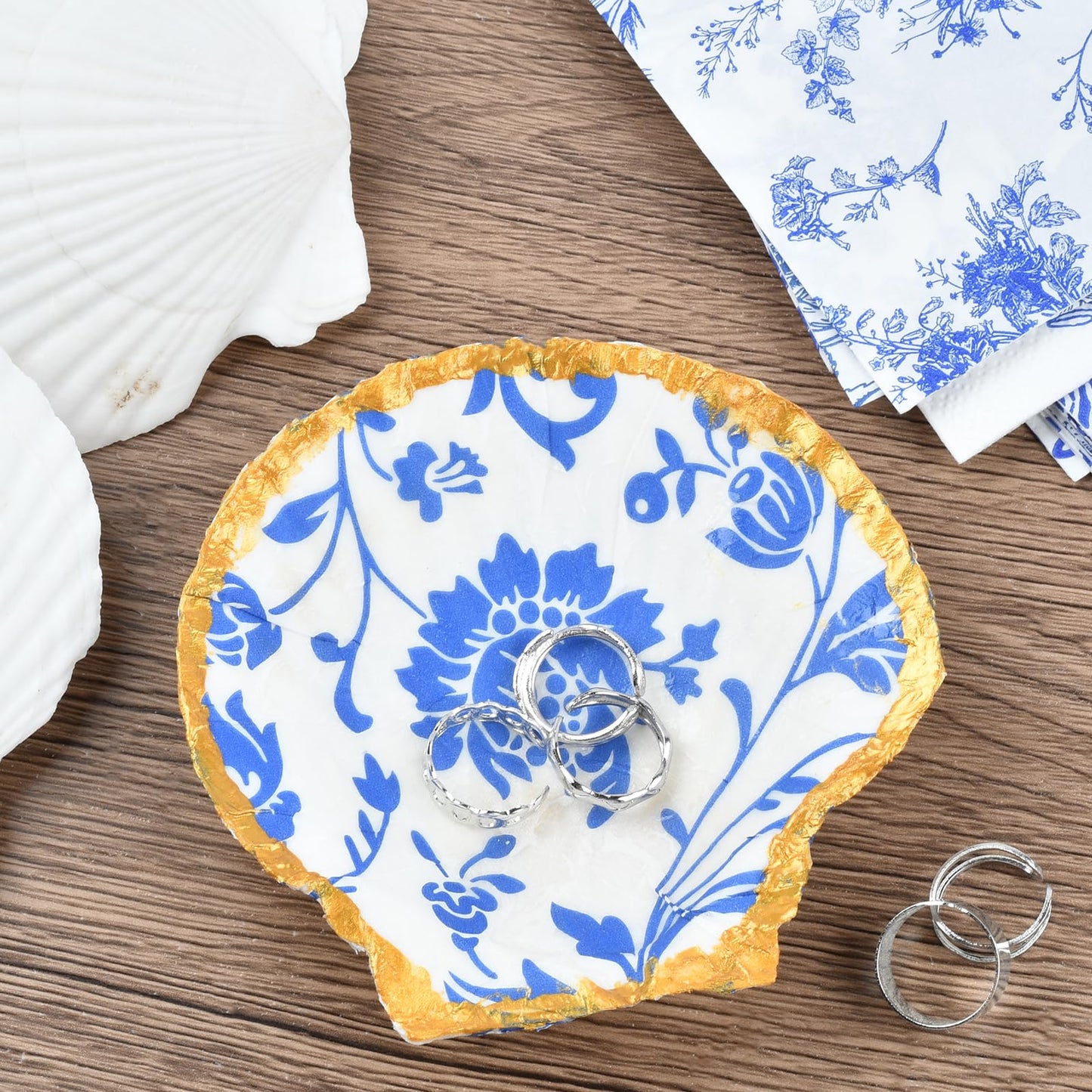 The Left Bridge Scallop Shells Decoupage Kit, DIY Sea Shells with Decoupage Paper, Coastal Home Decor Crafting Kit for Adults, Chinoiserie Style Handmade Shell Craft Ornaments (No Glue and Pigment)