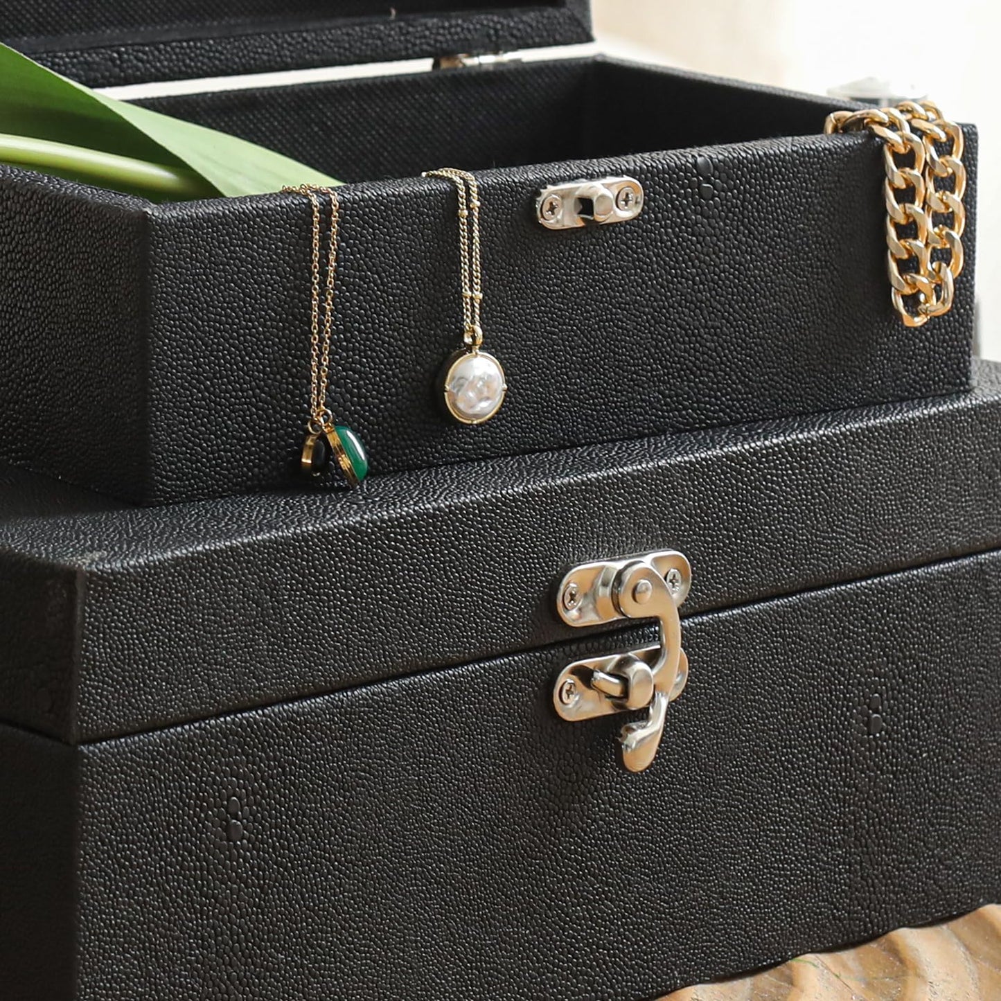 DECOR4SEASON Faux Shagreen Leather Decorative Storage Boxes Set of 2, Black