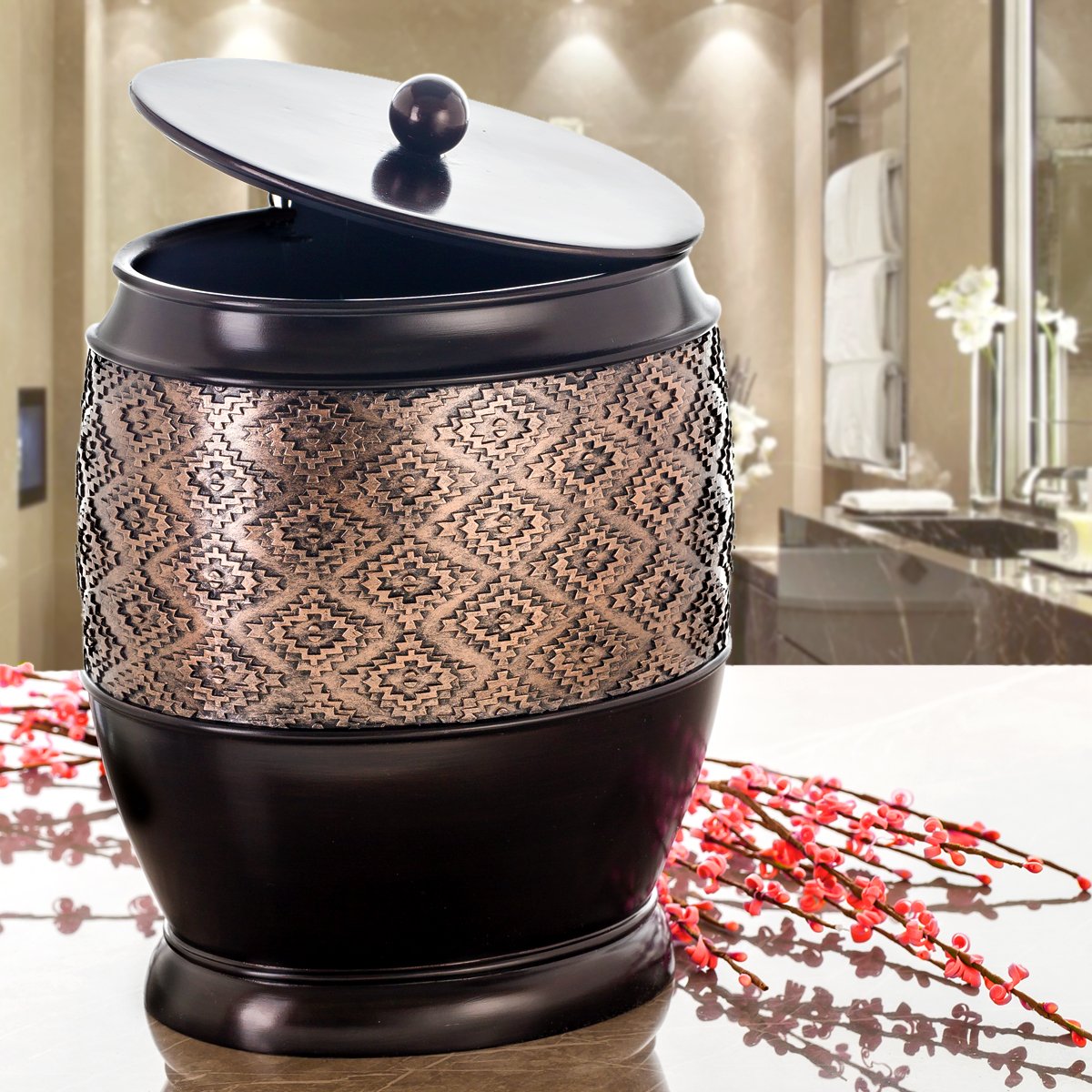 Creative Scents Dublin Brown Small Trash Can with Lid 1.26 Gal / 4.8L - Decorative Oval Waste Basket, Durable Resin Slim Bathroom Covered Garbage Can Wastebasket Bin for Diaper/Paper
