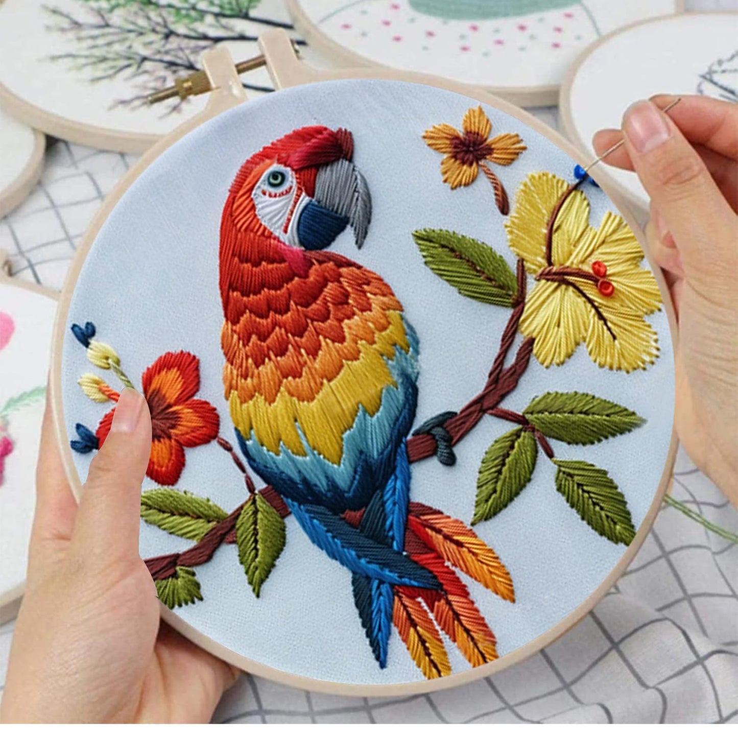 Huacan Embroidery Kits for Adults Beginner DIY Cross Stitch Stamped Animal Pattern Stitching Sewing Kit 1 Piece 7.9 x 7.9 Inch (Parrot)