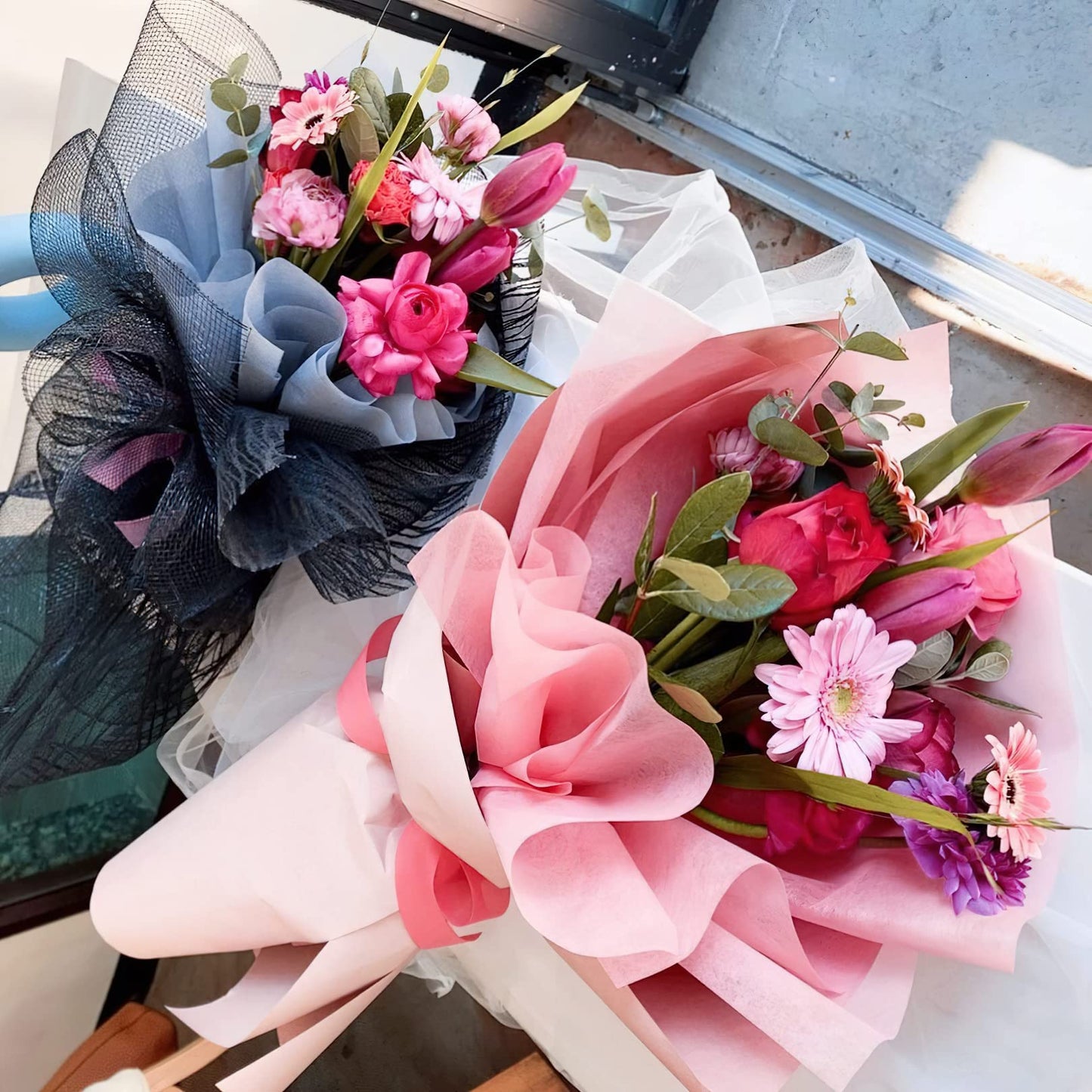 LWFyyds 20 sheets Korean Wrapping Paper Flower Wrap Waterproof Bouquet Wrap Tissue Florist Supplies, 22.8 inch x 22.8 inch (Withe01)