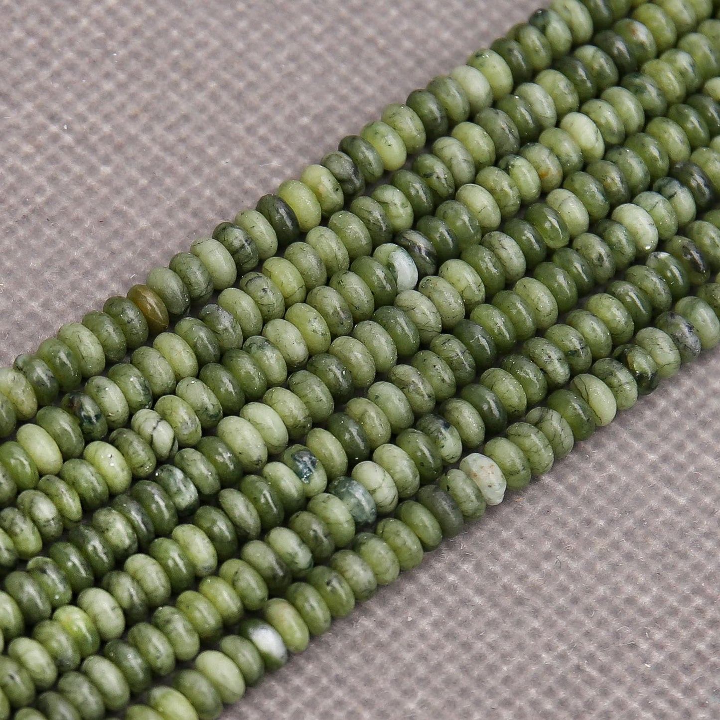 BONNY BOXX 1 Strand (150PCs) Natural 2 * 4mm Canadian Jade Rondelle Beads, Natural Abacus Disk Stone Beads Loose Spacer Gemstone for DIY Bracelet Necklace Jewelry Making