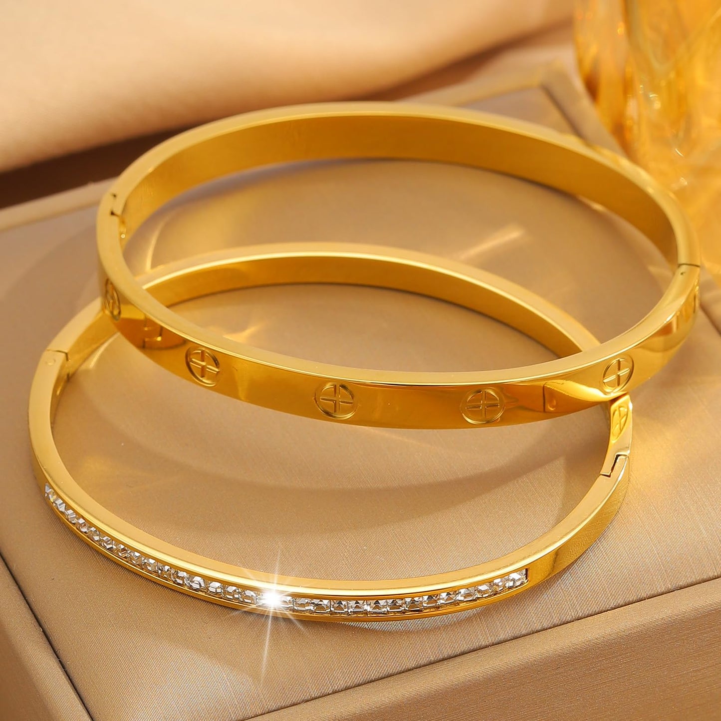 Camhanno Gold Bangle Bracelets for Women - 2PCS 18 K Gold Plated Stainless Steel Love & Friendship Stack Bracelet Bangle for Her.