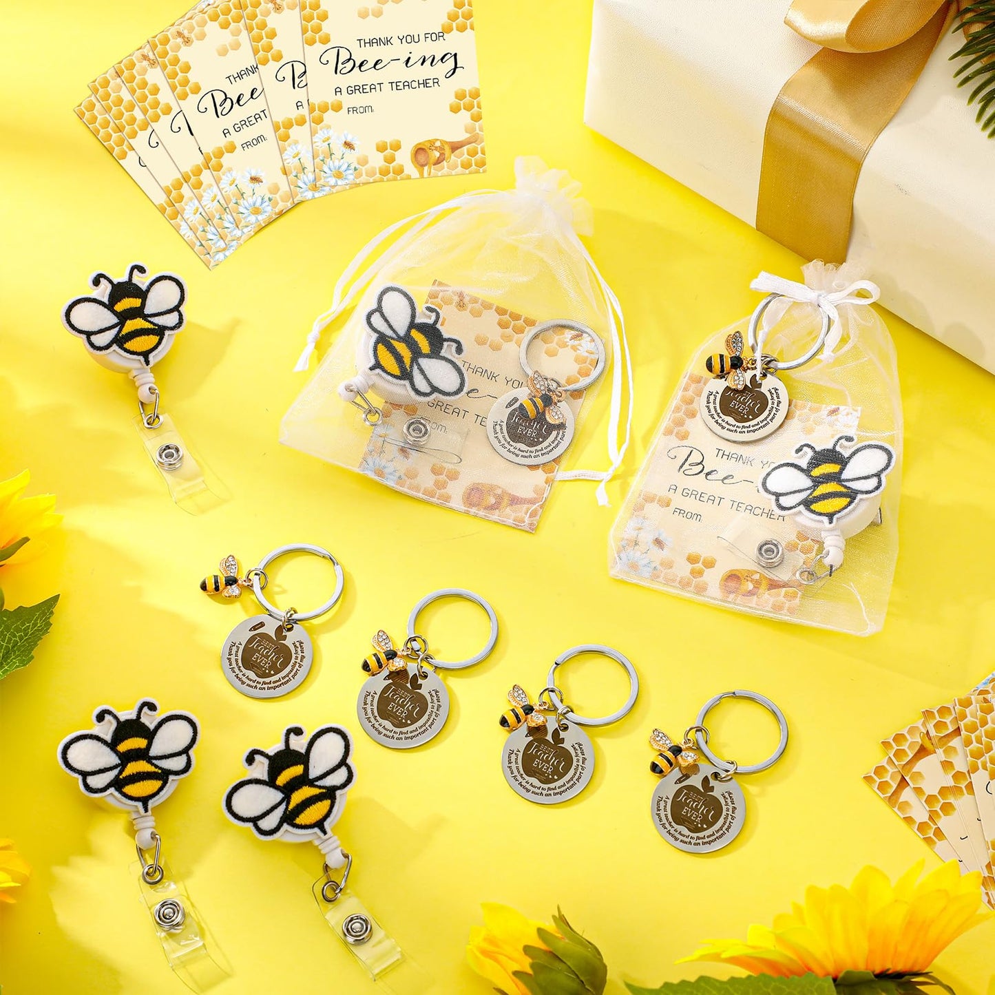 Spakon 12 Set Appreciation Gifts 12 Bee Retractable Badge Holder Clips Bee Keychains Thank You Cards for Valentine Day Office