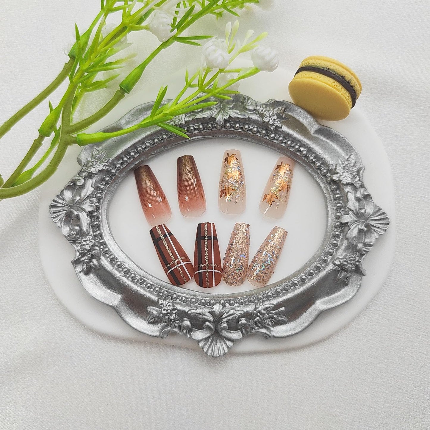 Fall Maple Leaf Nails - Brown Gradient, 24pcs Press Ons with Glossy Finish, Perfect for Thanksgiving