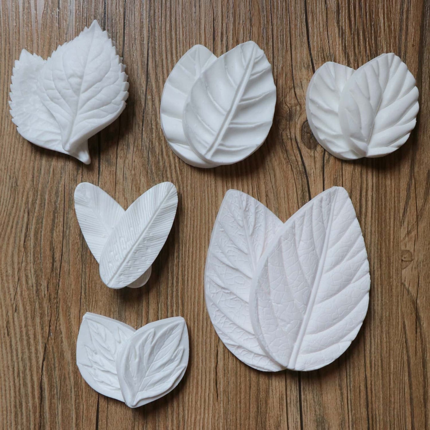 Beasea Silicone Leaf Fondant Mold, 6pcs Rose Leaf Cutter for Fondant Cake Decorations Styling Chocolate Sugar Cookie Cutter Set Silicone Mould