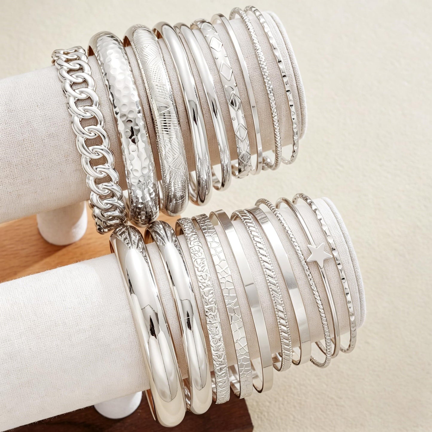 ÌF ME Gold Bangle Bracelets for Women, 19Pcs Multi Stackable Textured Bangles Set, 14K Gold Plated Chunky Bracelet Boho Jewelry Gifts(Silver)