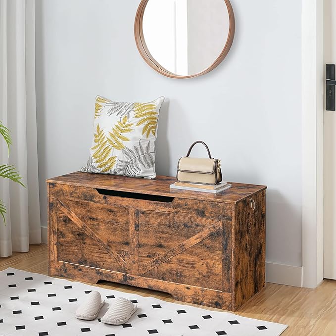 HOOBRO Storage Bench, 43.3” Retro Wooden Storage Chest with U-Shaped Cut-Out Pull, Safety Hinge, Supports 220 lb and Easy Assembly for Toy Box Organizer (Rustic Brown) BF772CW01