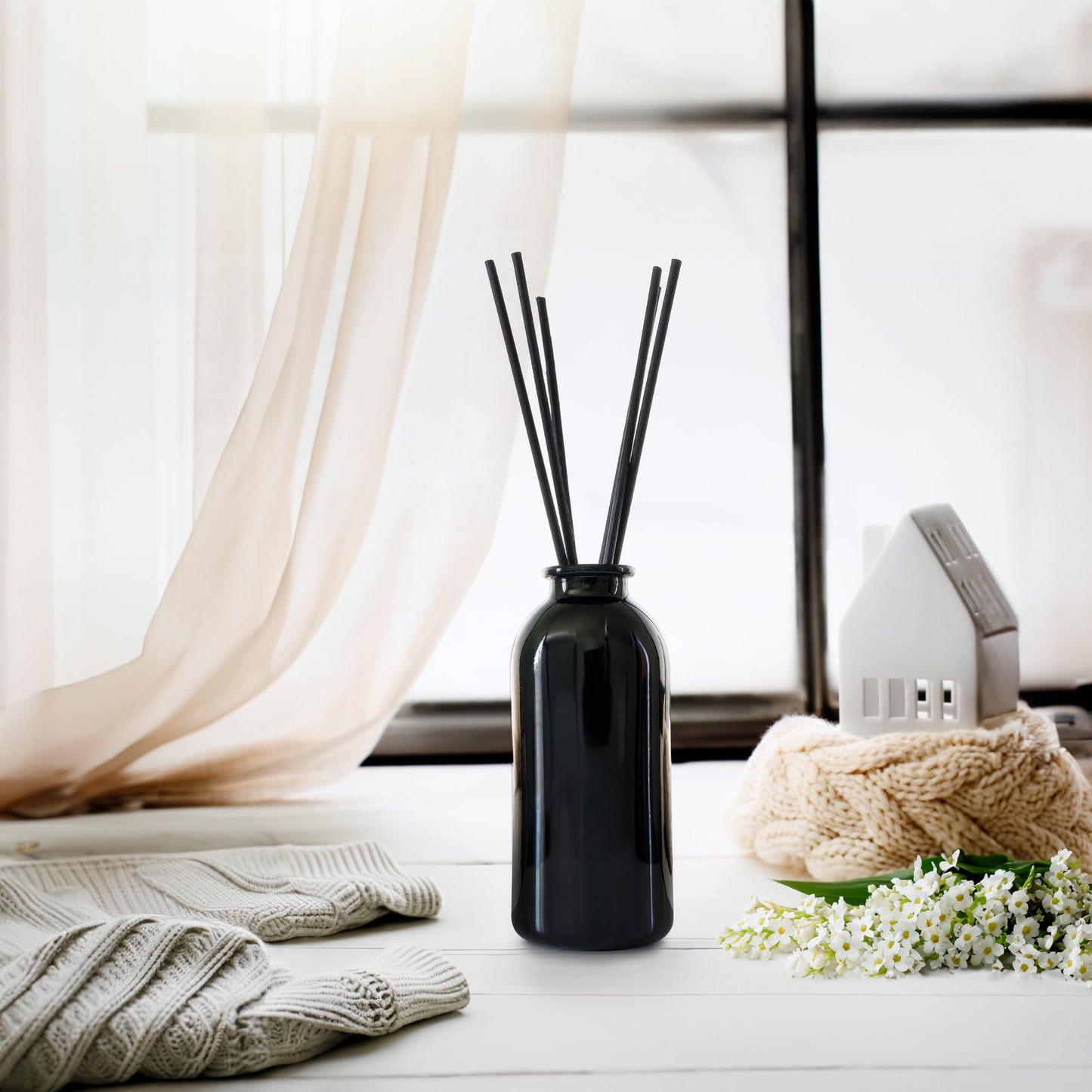 Urban Naturals Smoked Vanilla Reed Diffuser Set with Vanilla Bean, Sandalwood & Leather | Made in the USA
