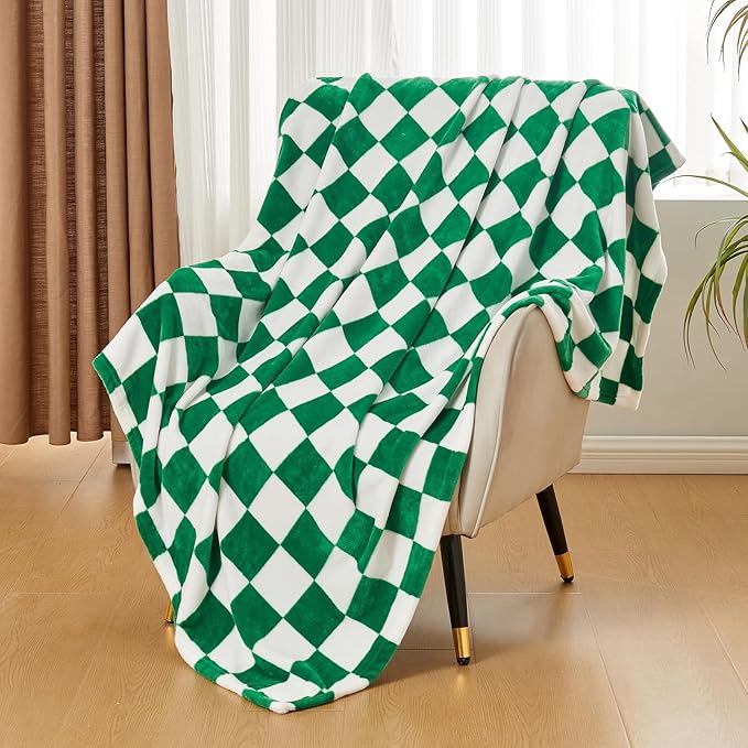 SOCHOW Checkered Flannel Throw Blanket, Soft Cozy Checkerboard Grid Pattern Fleece Blanket for Couch Bed Sofa, Pine Green 50 x 60 Inches