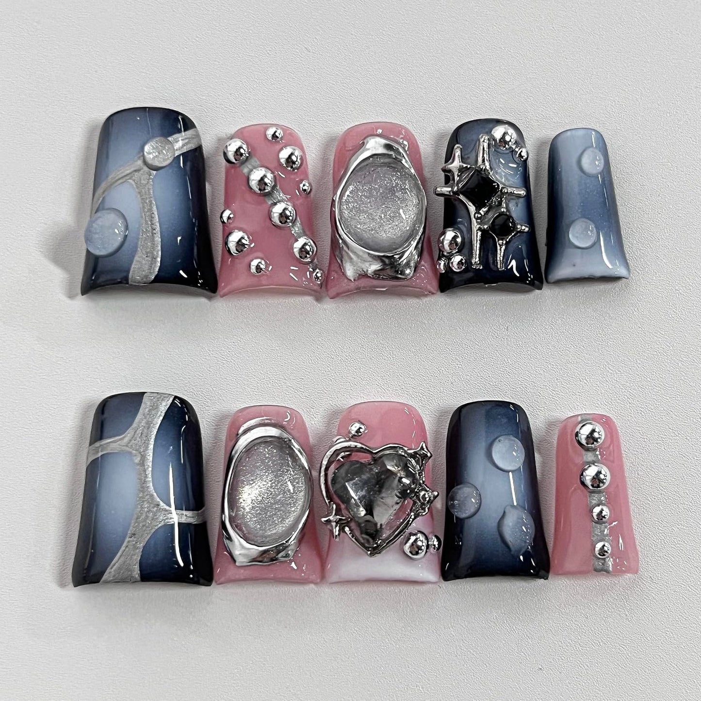 French Tip Press on Nails Handmade Short Duck 3D Flower Thick Acrylic Nails Gothic False Nails with Stars Rhinestones Water Drop Designs Black&White Glossy Fake Nail Sturdy Art Press on Nail 10Pcs(M)