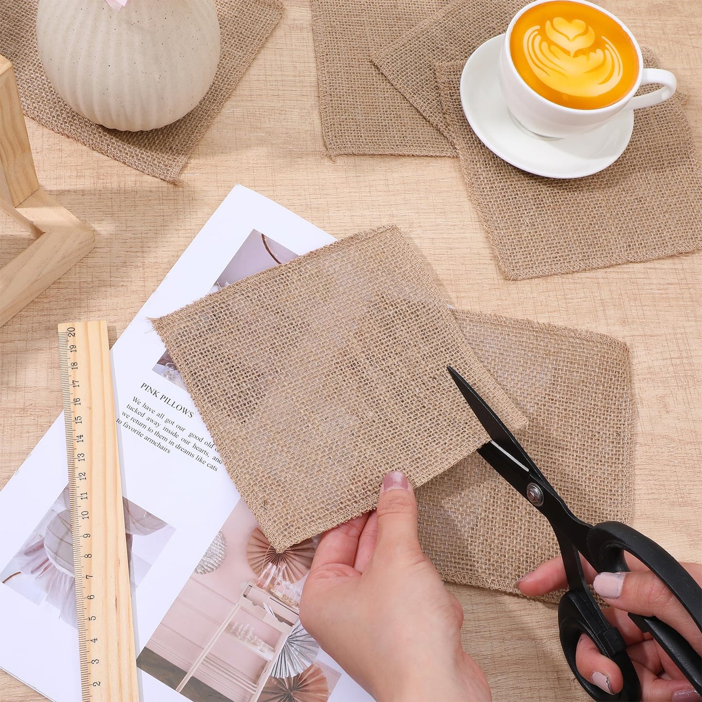 60 pcs Burlap Fabric Squares 6 x 6 Inches Jute Linen Table Mats - Rustic Burlap Placemats Table Decoration for Christmas Dinner, Weddings, Farmhouse Decor, and Craft Supplies