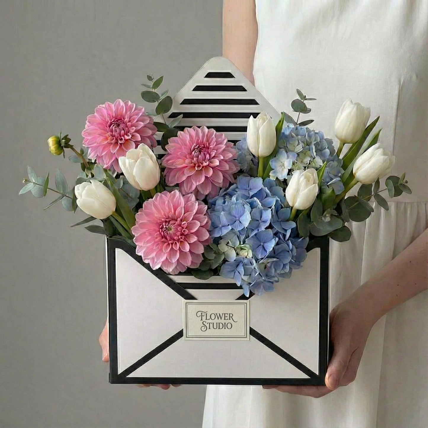 BBJ WRAPS Envelope Flower Boxes for Arrangements Striped Floral Bouquet Wrapping Paper Box Florist Supplies, 8 x 2.8 x 5.7 Inch - 5 Counts