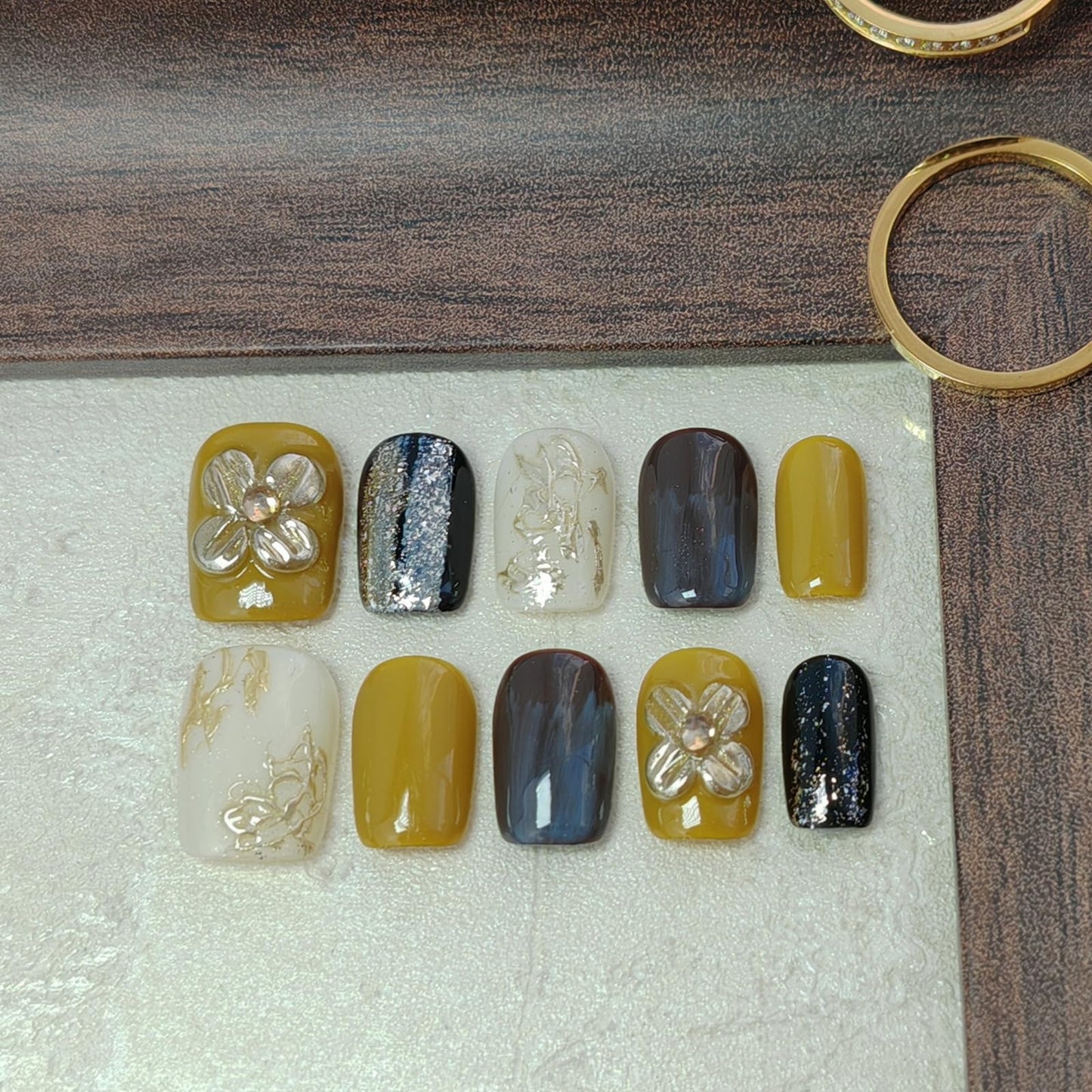 Short Square Press on Nails 3D Flower False Nails with Designs, Glitter Fake Nails Handmade Reusable Manicure Kit (Ginger#Medium)