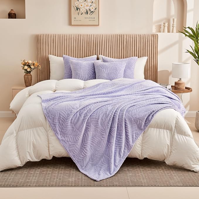 SOCHOW Super Soft Flannel Fleece Throw Blanket, Lightweight Cozy Warm Leaves Textured Plush Blanket for Bed Couch Sofa, 60 x 80 Inches, Lilac