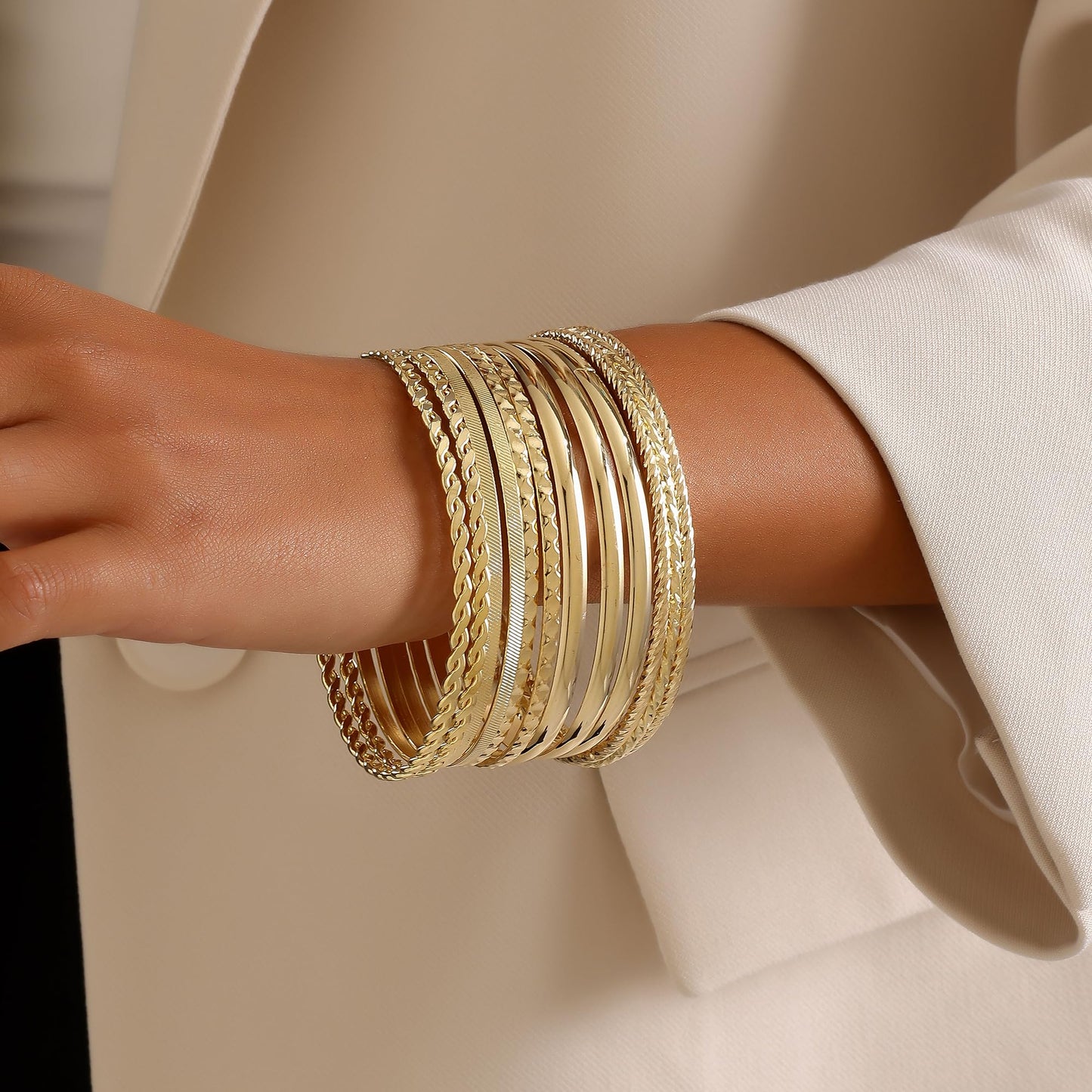 AYWFCBF Gold Bangles Bracelets for Women, 12Pcs Gold Plated Stackable Bracelets Multi Layer Textured Gold Bracelets Set Jewelry for Women