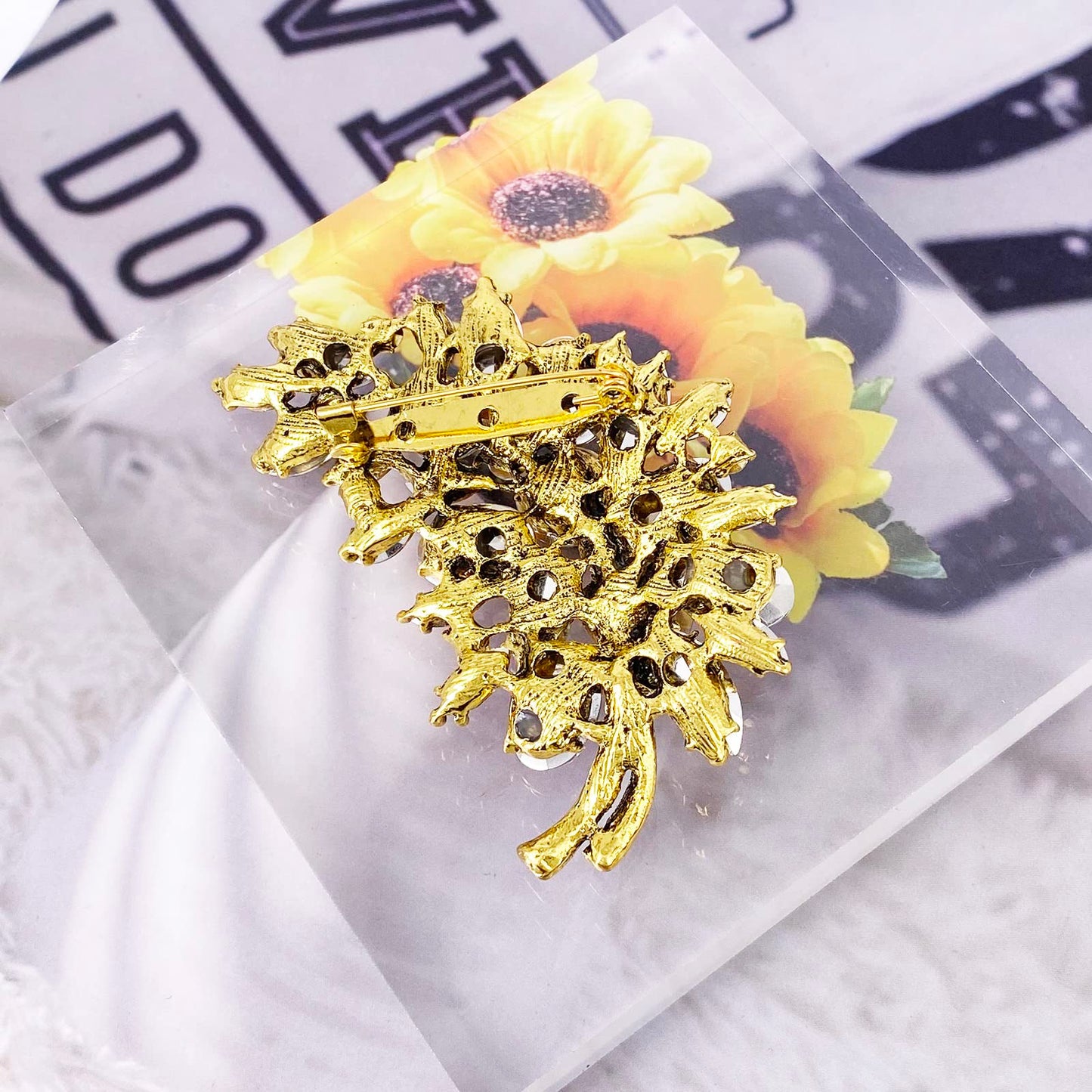 LAXPICOL Vintage Brown Austrian Crystal Flower Leaf Bouquet Clusters Large Big Brooch Pin For Women Jewelry