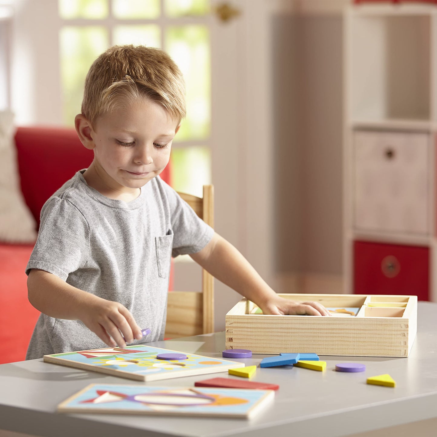 Melissa & Doug Beginner Wooden Pattern Blocks Educational Toy with 5 Double-Sided Scenes and 30 Shapes Puzzles for Kids 3+