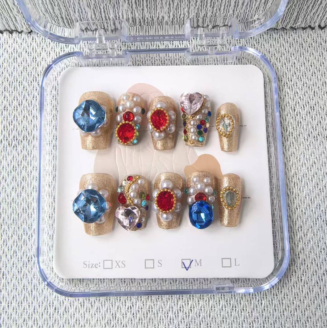 Handmade Press on Nails Long Coffin False Nails Gold False Nailswith 3D Rhinestones Designs Charm Cute luxury Sparkly Acrylic Nails for Women (Size M）10pcs