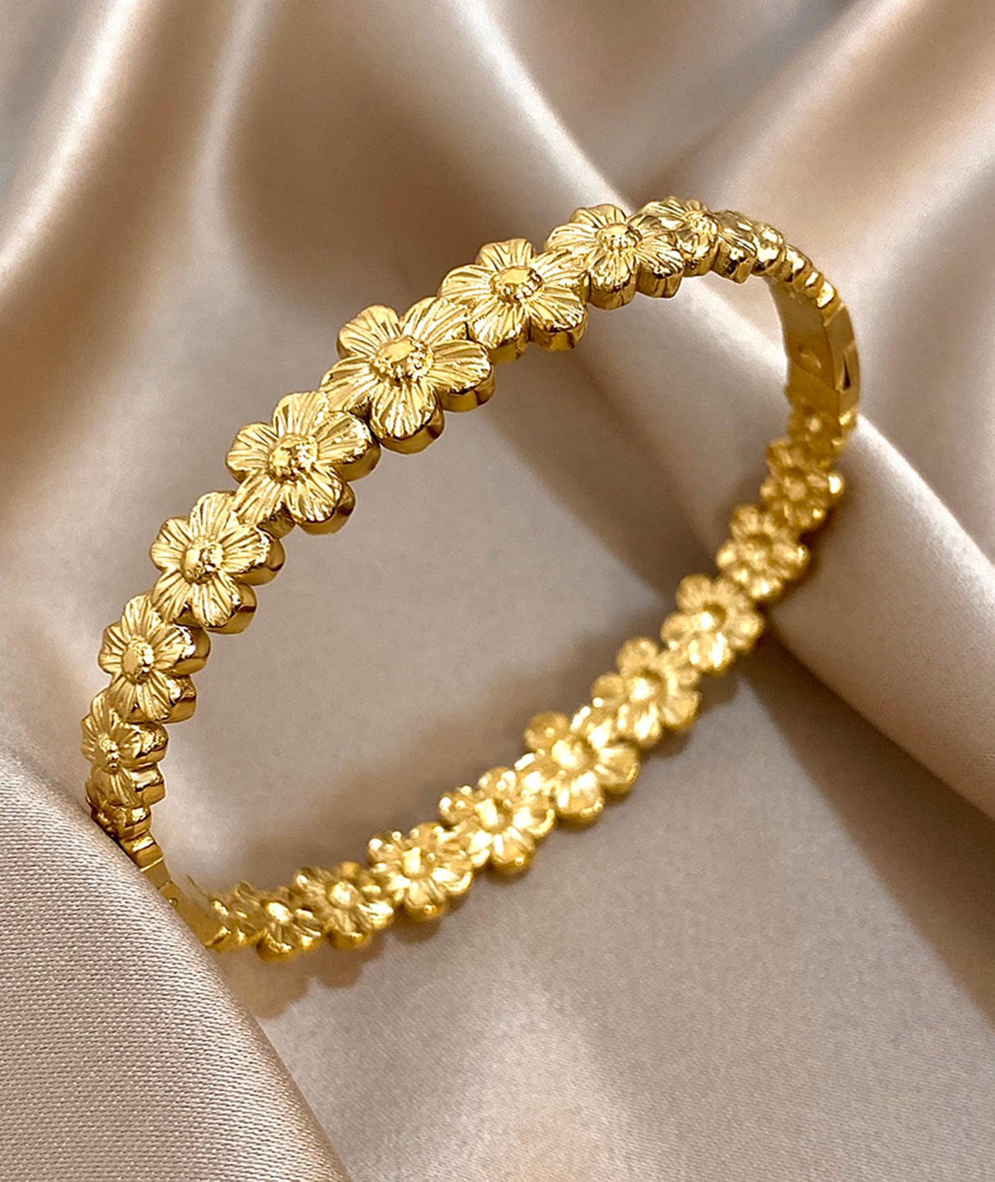hotoo Gold Flower Bangle Bracelets for Women Cute Stackable Stainless Steel Cuff Bracelet Mother Daughter Sister