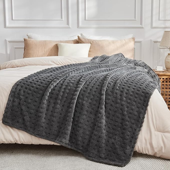 NEWCOSPLAY Super Soft Twin Blanket Grey Premium Silky Flannel Fleece 3D Waffle Checkered Lightweight Bed Blanket All Season Use (Dark Grey, Twin(60"x80"))