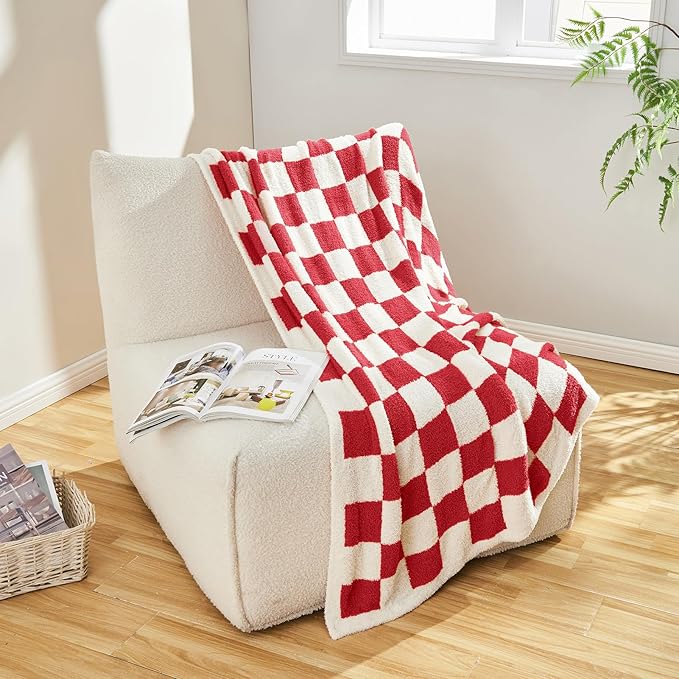 CozeCube Checkered Blanket, Ultra Soft Cozy Christmas Red and White Throw Blanket, Warm Cozy Knit Fuzzy Plush Checkerboard Throw for Couch Bed Sofa, 60"x80"