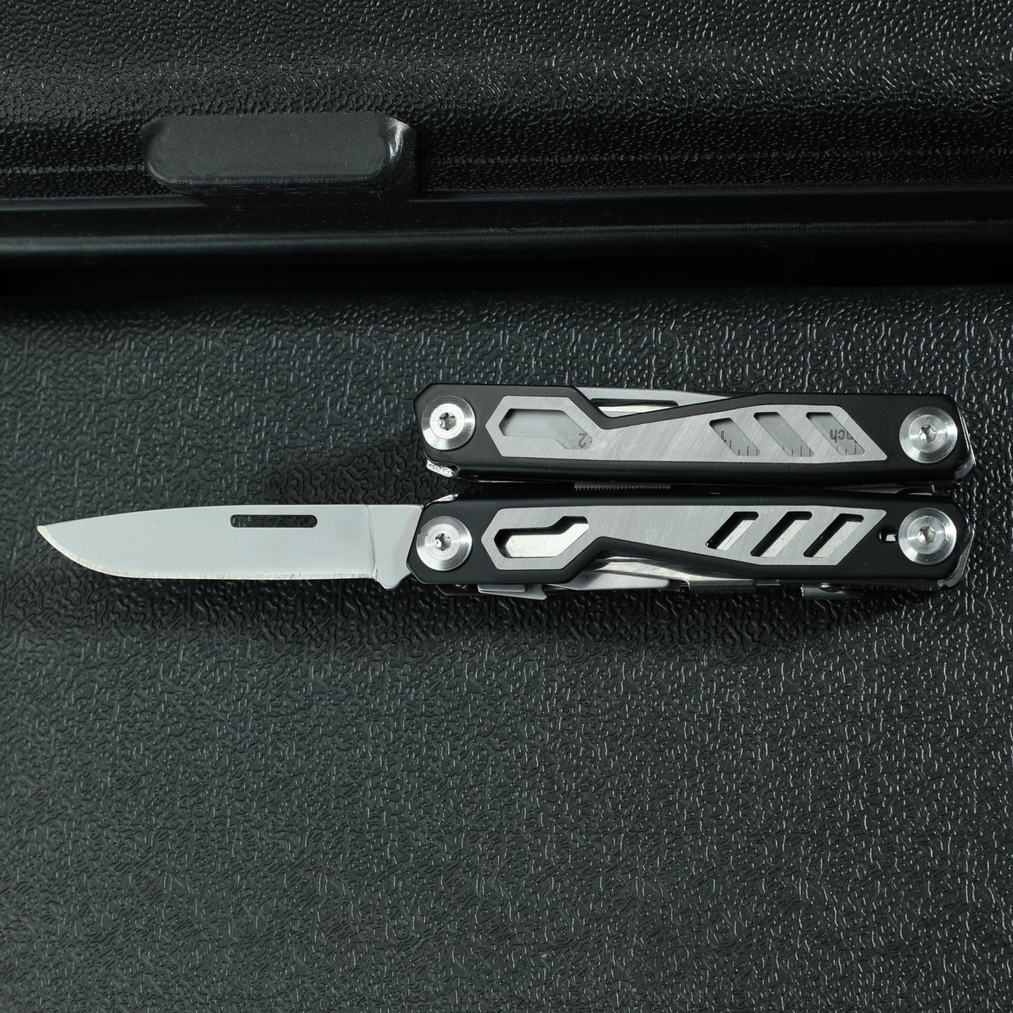 16-in-1 Compact Multitool, Full-Size, Multi Tool for DIY, High-Grip Black Handle - EDC/Hiking/Garden Essential/Outdoors