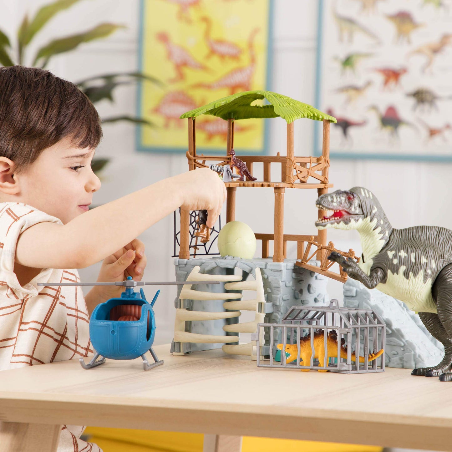 Terra by Battat – 13 Pieces Jungle Expedition Big Playset – Electronic Dinosaur with Light– Up Eyes – Movable Roaring Acrocanthosaurus & Helicopter with 2 Surprise Dinosaur Toys for 3+ Years