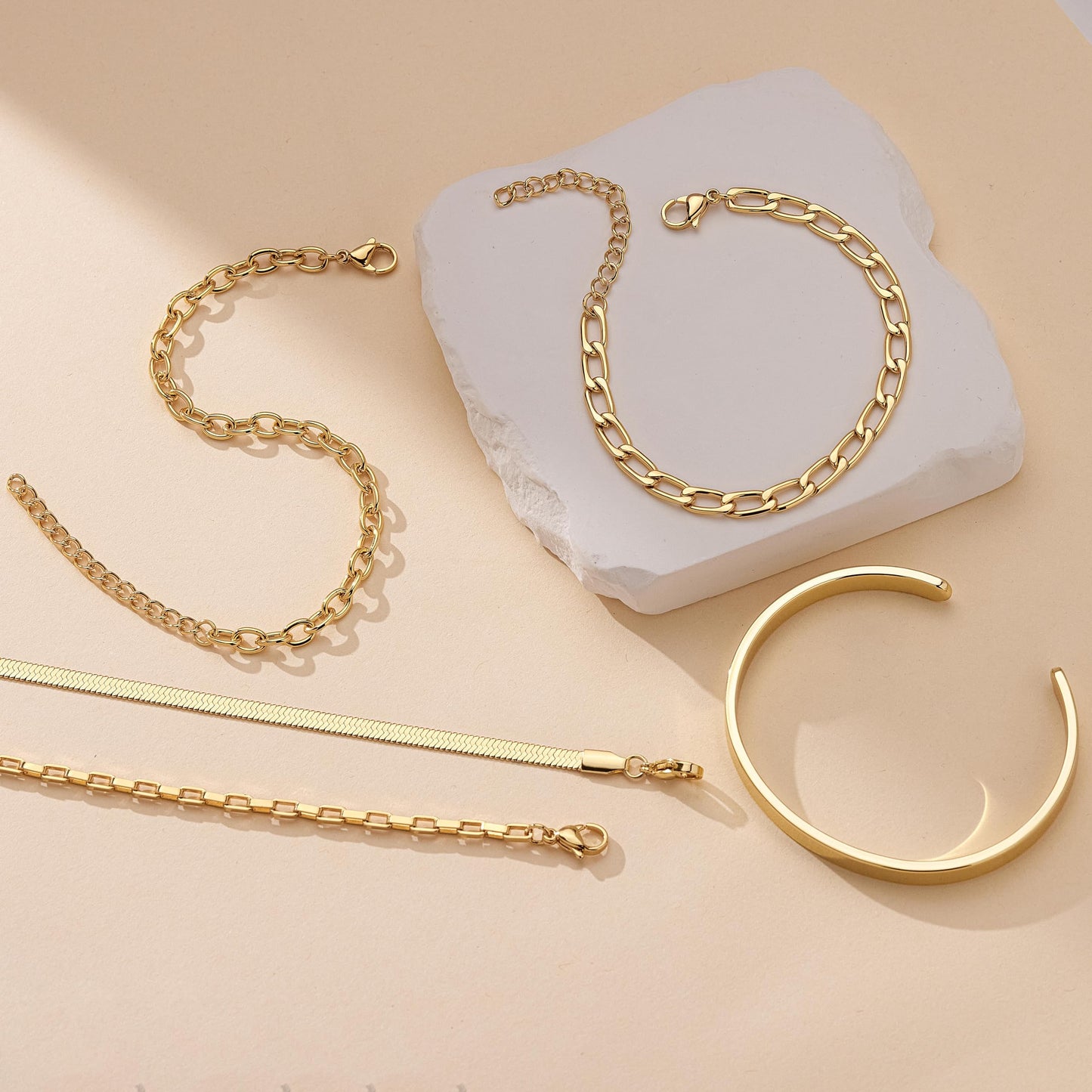 5PCS Gold Bracelet Stack for Women, Dainty Stackable Gold Bracelets Set, Gold Plated Stainless Steel Cuff & Chain Bracelets for Women Trendy, Gold Jewelry Set Gift