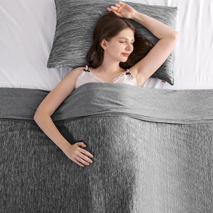 Elegear Revolutionary Cooling Blanket King, Absorbs Heat to Keep Body Cool for Night Sweats, Arc-Chill3.0 Cool Fiber Q-Max>0.5 for Hot Sleepers, Lightweight Summer Cold Blankets for Sleeping 90" x 90"