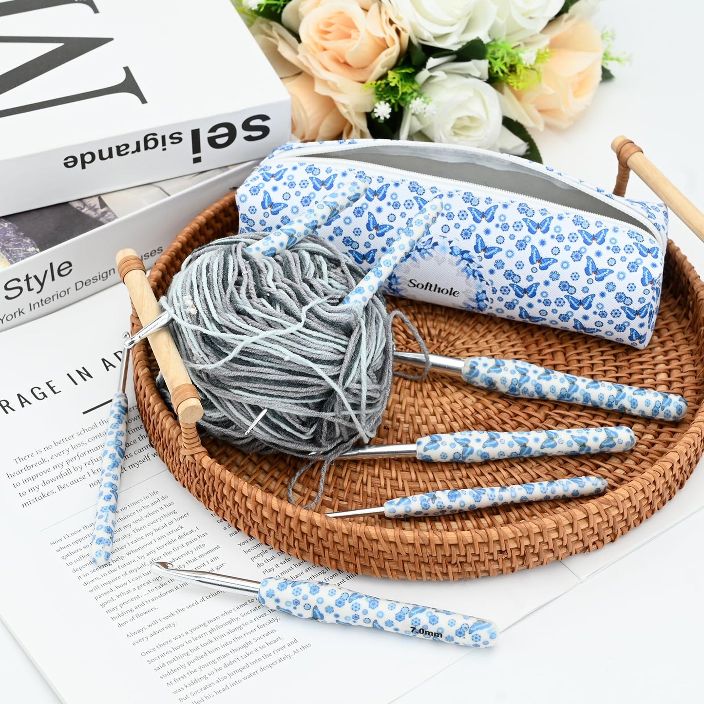 Ksheria Crochet Hooks Set with Case 14 Size Blue Butterfly Flower Pattern for Arthritis Hands, 2.25mm(B)-10mm(N) Crochet Needles for Beginners Christmas Gift New Year's Presents Crochet Lovers