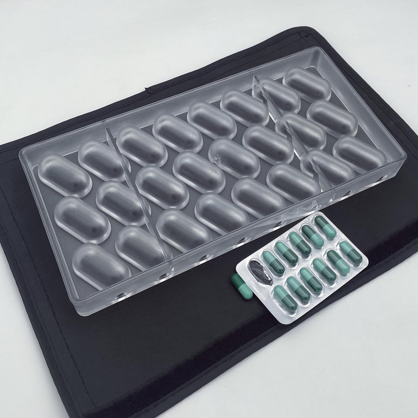 24 Cups 1.6Inch Large Capsule Shape Oval Chocolate Mold Polycarbonate Bonbon Chocolate DIY Mould Truffle Candy Making Tool Tray Oval Chocolate Bomb Mold