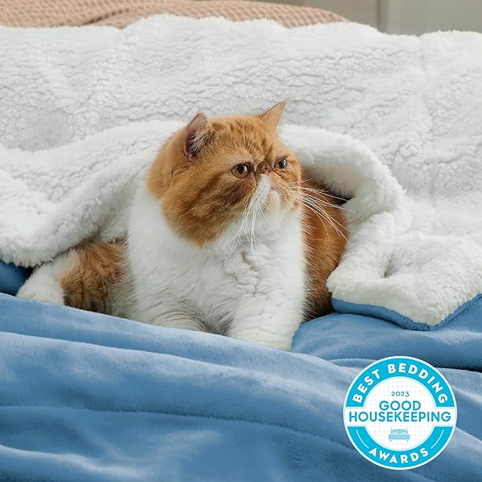 Bedsure Sherpa Fleece Blankets King Size for Bed - Thick and Warm, Soft Fuzzy Plush King Blanket for Winter, Washed Blue, 108x90 Inches
