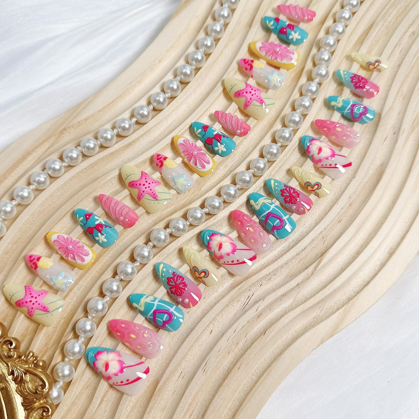 30Pcs Handmade Press on Nails Medium Almond Fake Nails with 3D Designs Summer Beach Acrylic Nails Seashell Flower Glue on Nails Heart Starfish False Nail Lemon Butterfly Stick on Nail for Women