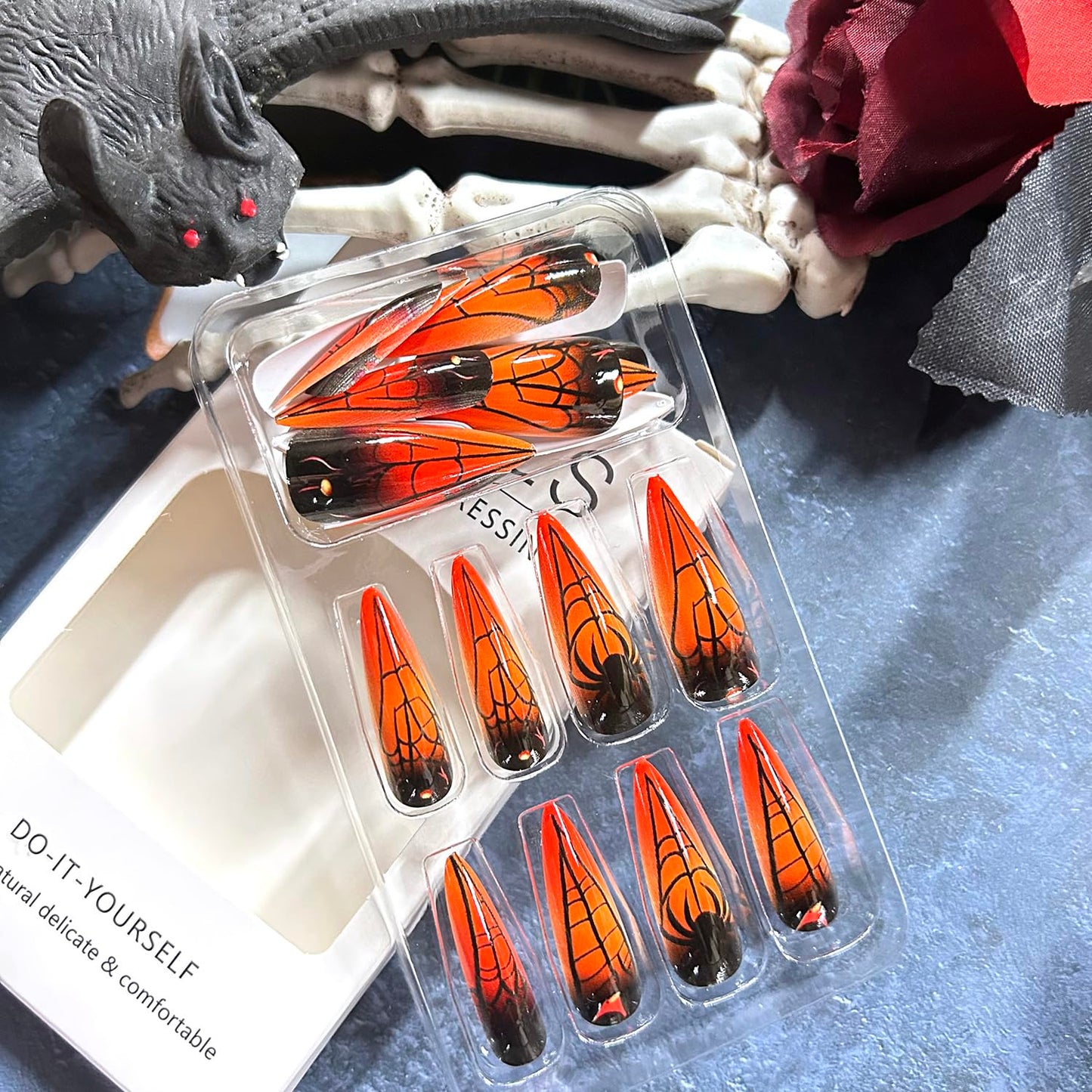 24Pcs Almond Tip Halloween Spider Press on Nails Extra Long Spider Web Design Halloween Nail Full Cover Glossy Artificial Acrylic False Nail French Tip Long Glue on Nails for Women Festival Decoration