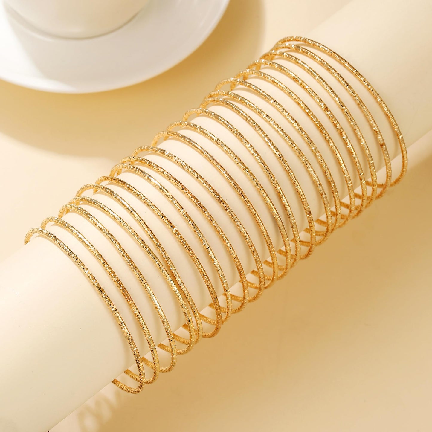 AYWFCBF Gold Bangle Bracelets for Women, 17 Pcs Boho Stackable Indian Bangles Multi Layer Textured Chunky Bracelets Jewelry Set for Women