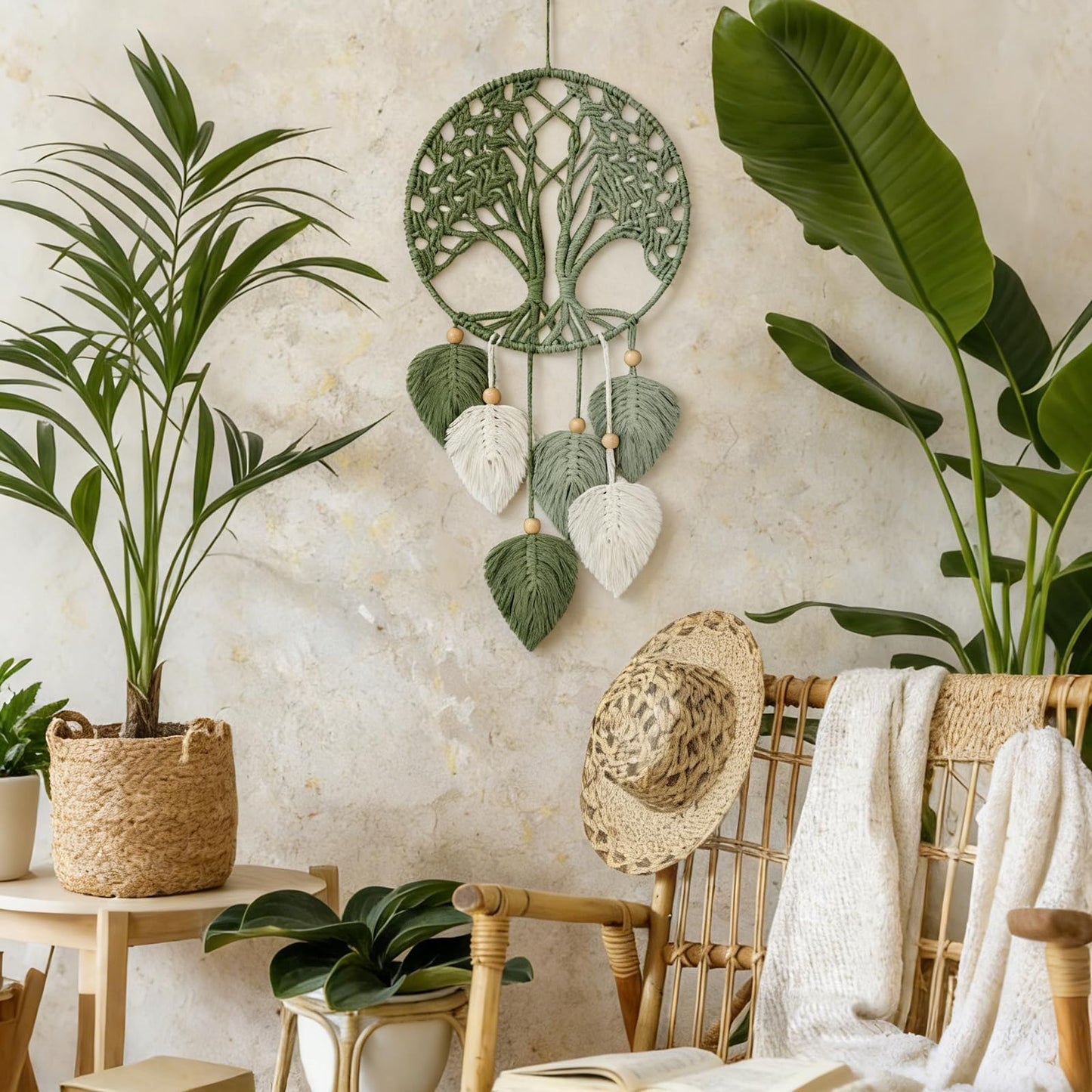 GYHPD Large Handmade Macrame Wall Hanging, Boho Macrame Wall Decor, Boho Wall Art, Rustic Bohemian Home Decor for Living Room Bedroom, Handmade Enthusiast Gift, Aesthetic Housewarming Gift for Mom