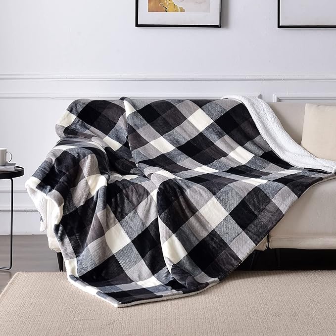 SOCHOW Buffalo Plaid Sherpa Fleece Throw Blanket, Double-Sided Checkered Super Soft Luxurious Bedding Blanket 60 x 80 inches, Black/White