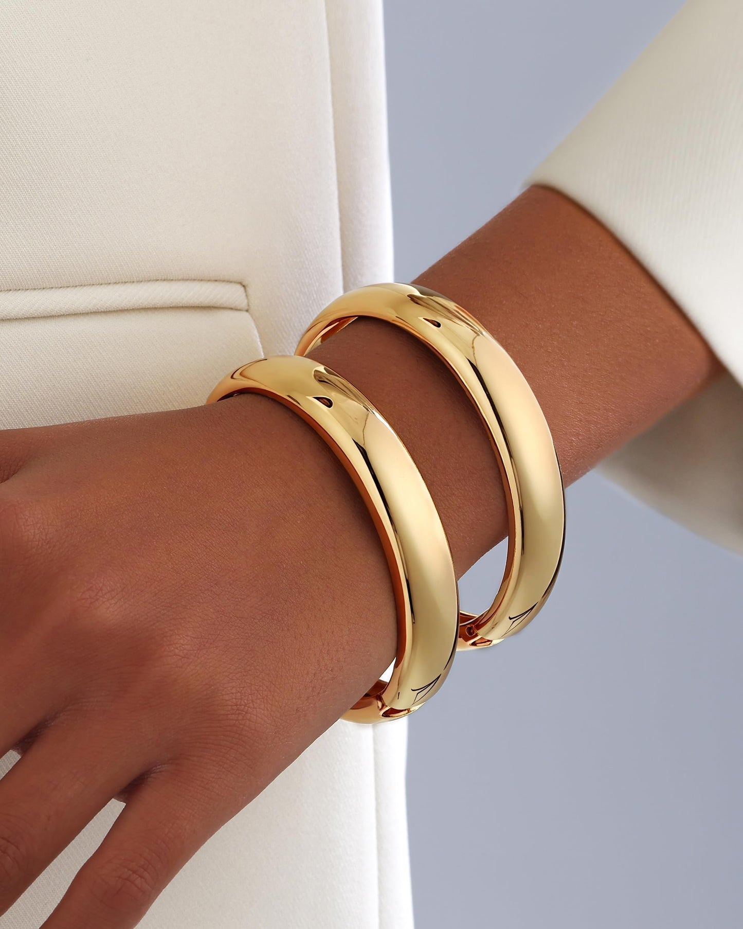 AYWFCBF 14K Gold Plated Chunky Bracelets for Women | Bold Dome Bangles | Trendy Hinged Cuff Open Wide Chunky Gold Bracelet Stack | Arm Cuff Jewelry for Women | 2-Pack Bangles