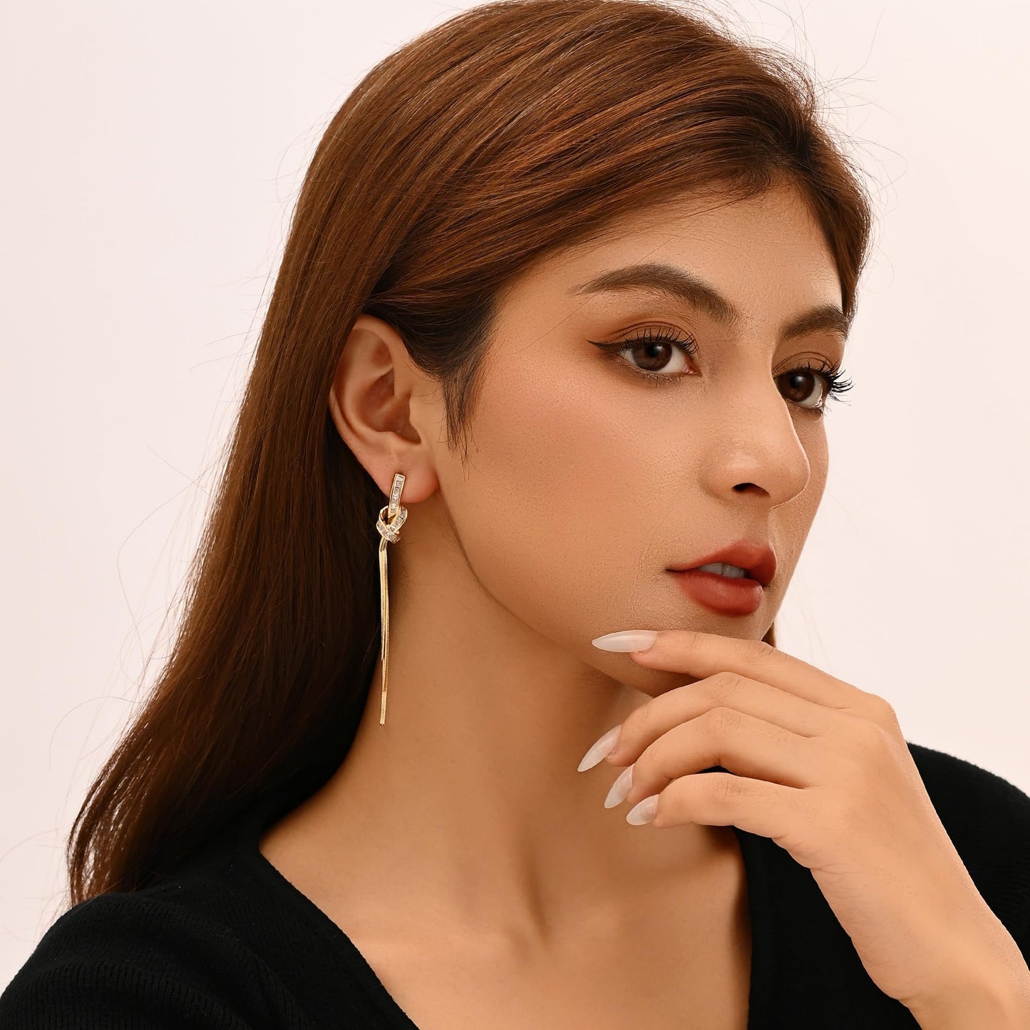 18K Gold/Silver Plated Dangle Earrings for Women Sparkly Rhinestone Long Tassel Dangle Earrings Dainty Long Hanging Chain Earrings Wedding Party Prom Earrings (Gold)