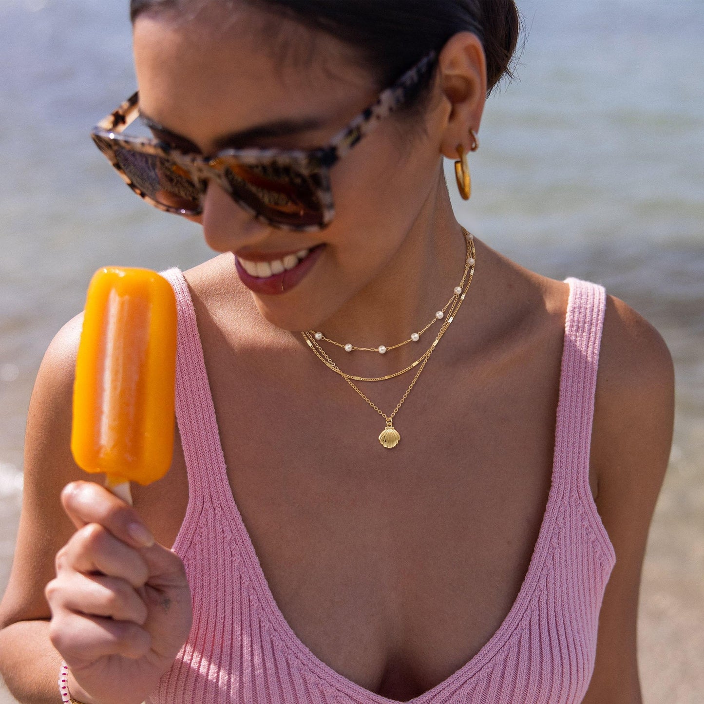 Picuzzy 14K Gold Plated Layered Seashell Pendant Necklace for Women Trendy Sea Shell Beach Stackable Necklace Stack Ocean Coastal Tropical Nautical Vacation Summer Jewelry Pearl Accessories for Women