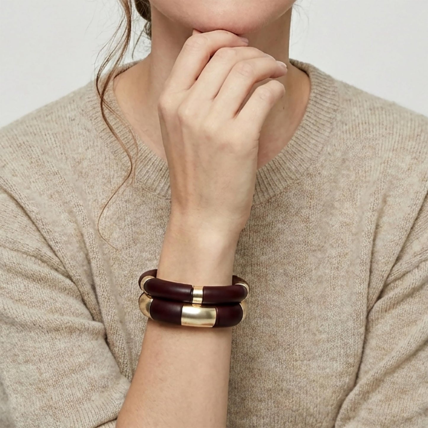 GOOJIDS Simple Beaded Gold Plated Bangles Bracelet Chunky Bamboo Tube Curved Stacking Clear Acrylic Colorful Beads Stretchable Gold Plated Bracelets Set For Women (T-Dark Brown 2 set)