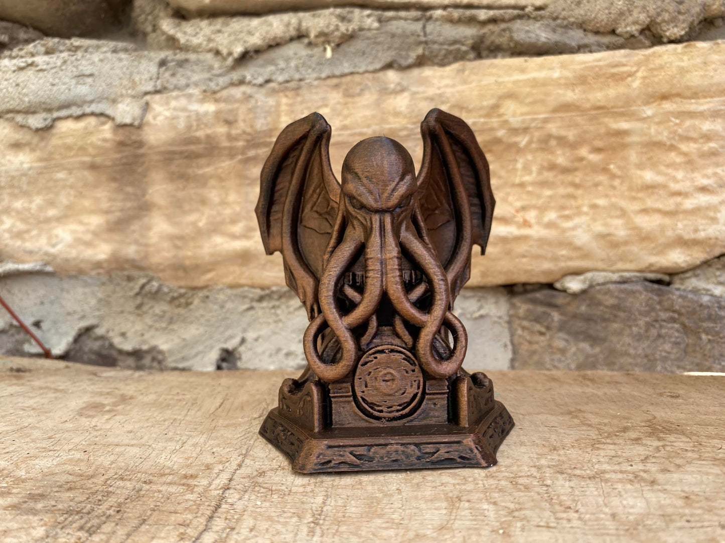 Cthulhu Eldritch Horror Figurine - Hand-Painted Lovecraftian Mythos Statue – Unique Gothic Home & Office Decor – Tabletop RPG & Fantasy Collector’s Gift